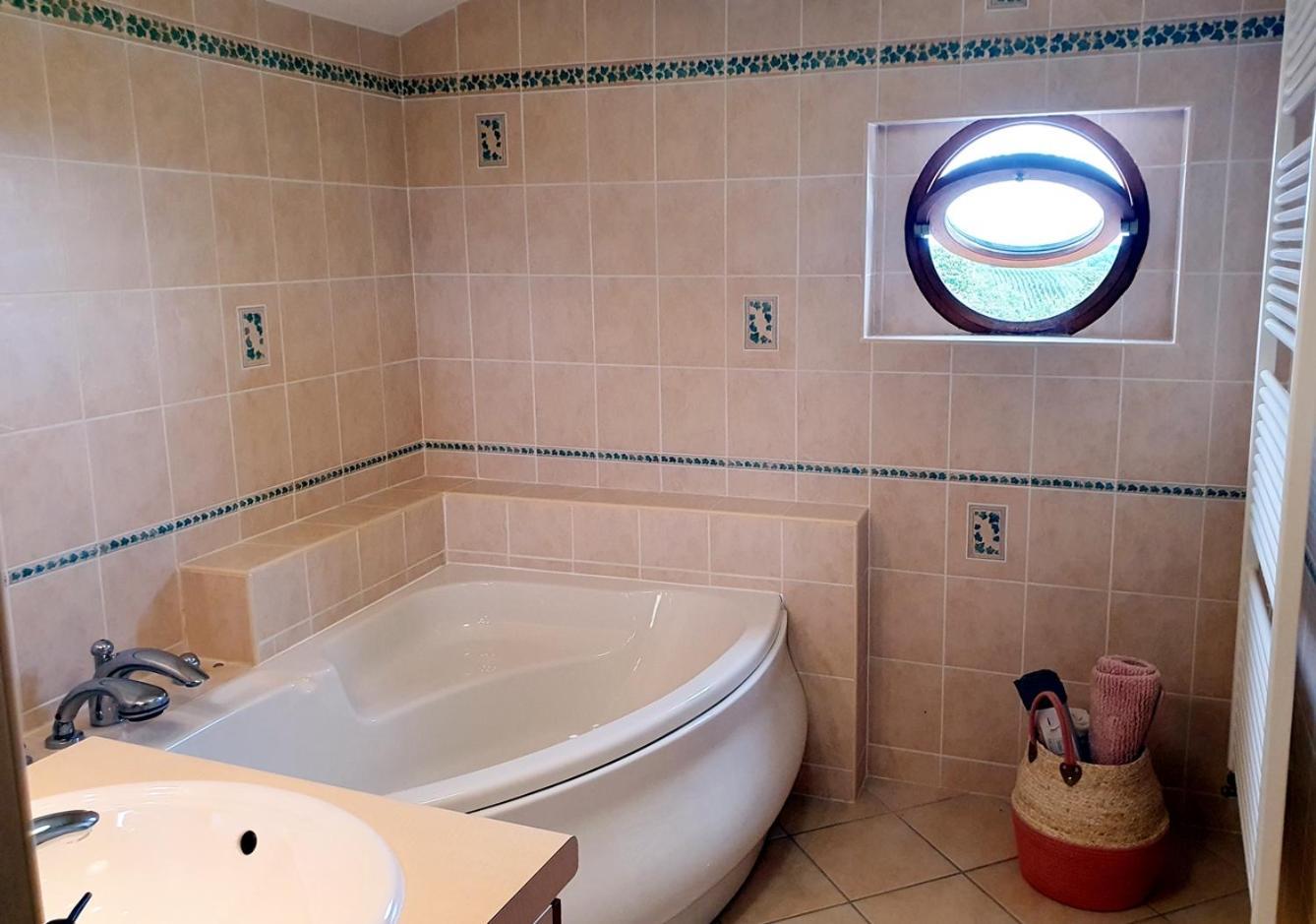 Le Clos Violet Clesse Holiday Home For 6 Ngoại thất bức ảnh